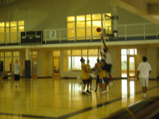 Basketball 2003 Image 1