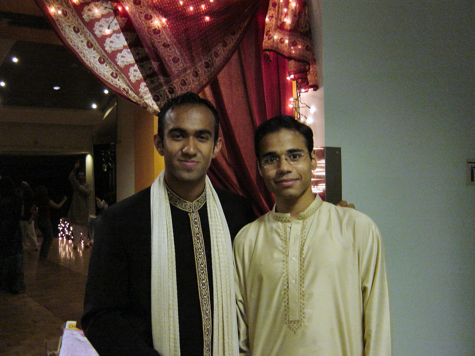 Garba 2003 full sized Image 14